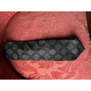 Giorgio Armani Elegant 100% Silk Dark Gray Patterned Tie